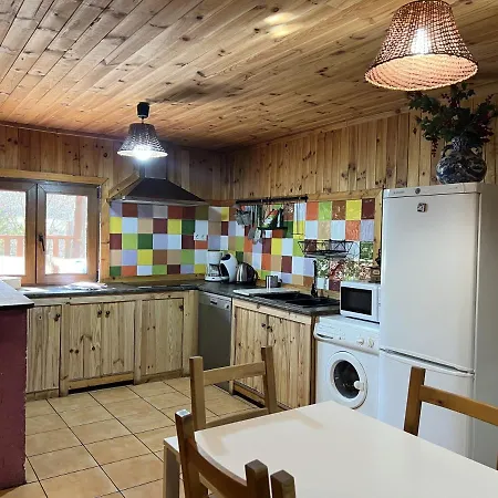 Holiday home Tejeruelas Navacepedilla de Corneja